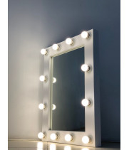 Гримерное зеркало с подсветкой в стиле лофт в белой раме 80x60 см